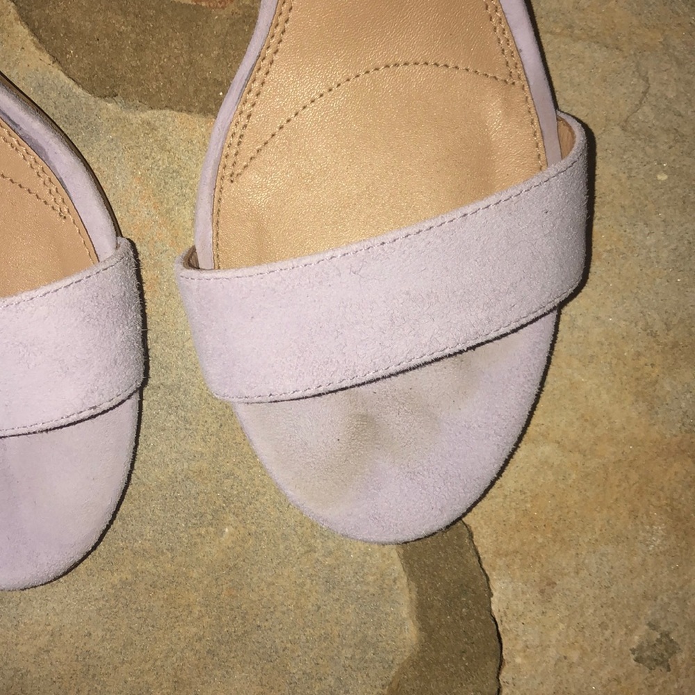 Heels - Picture 3 of 4